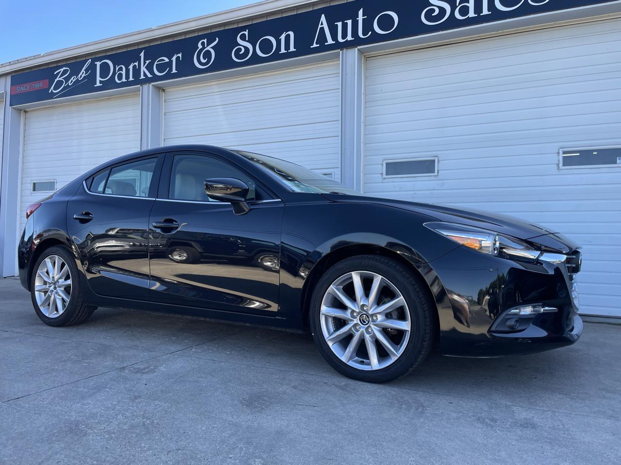 Mazda MAZDA3 s Grand Touring AT 5-Door 2017