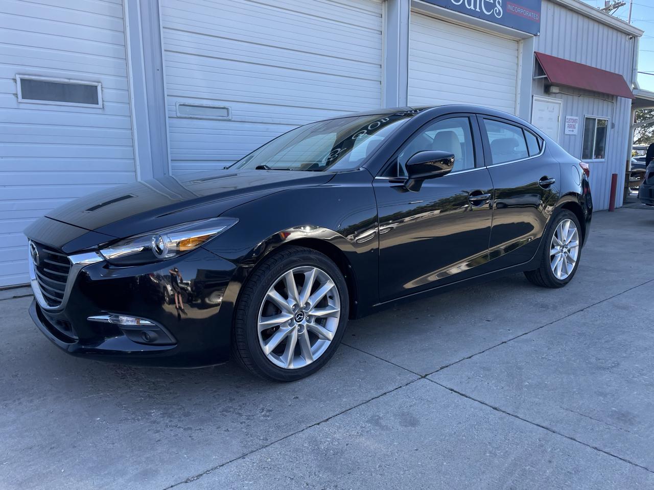 Mazda MAZDA3 s Grand Touring AT 5-Door 2017