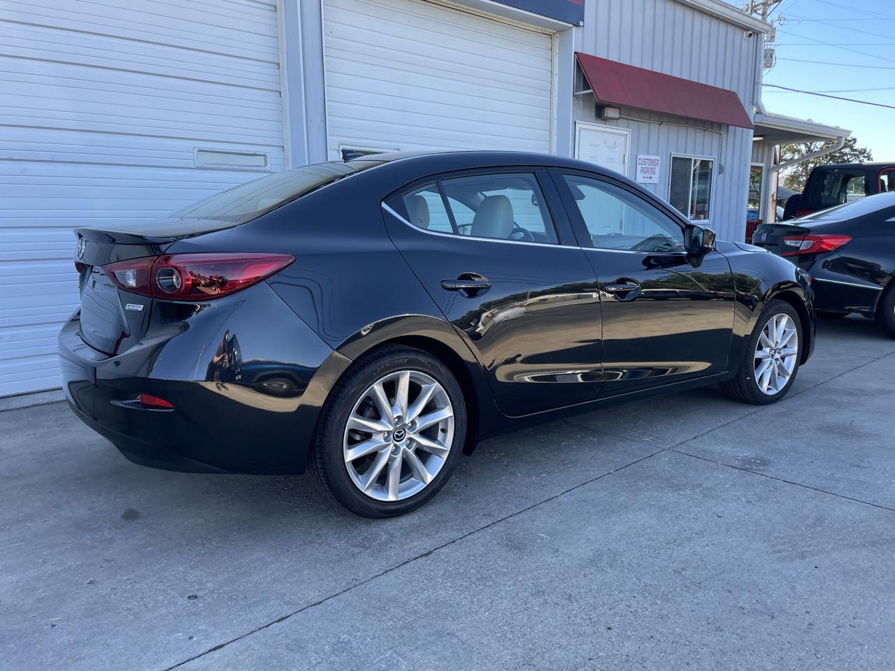 Mazda MAZDA3 s Grand Touring AT 5-Door 2017