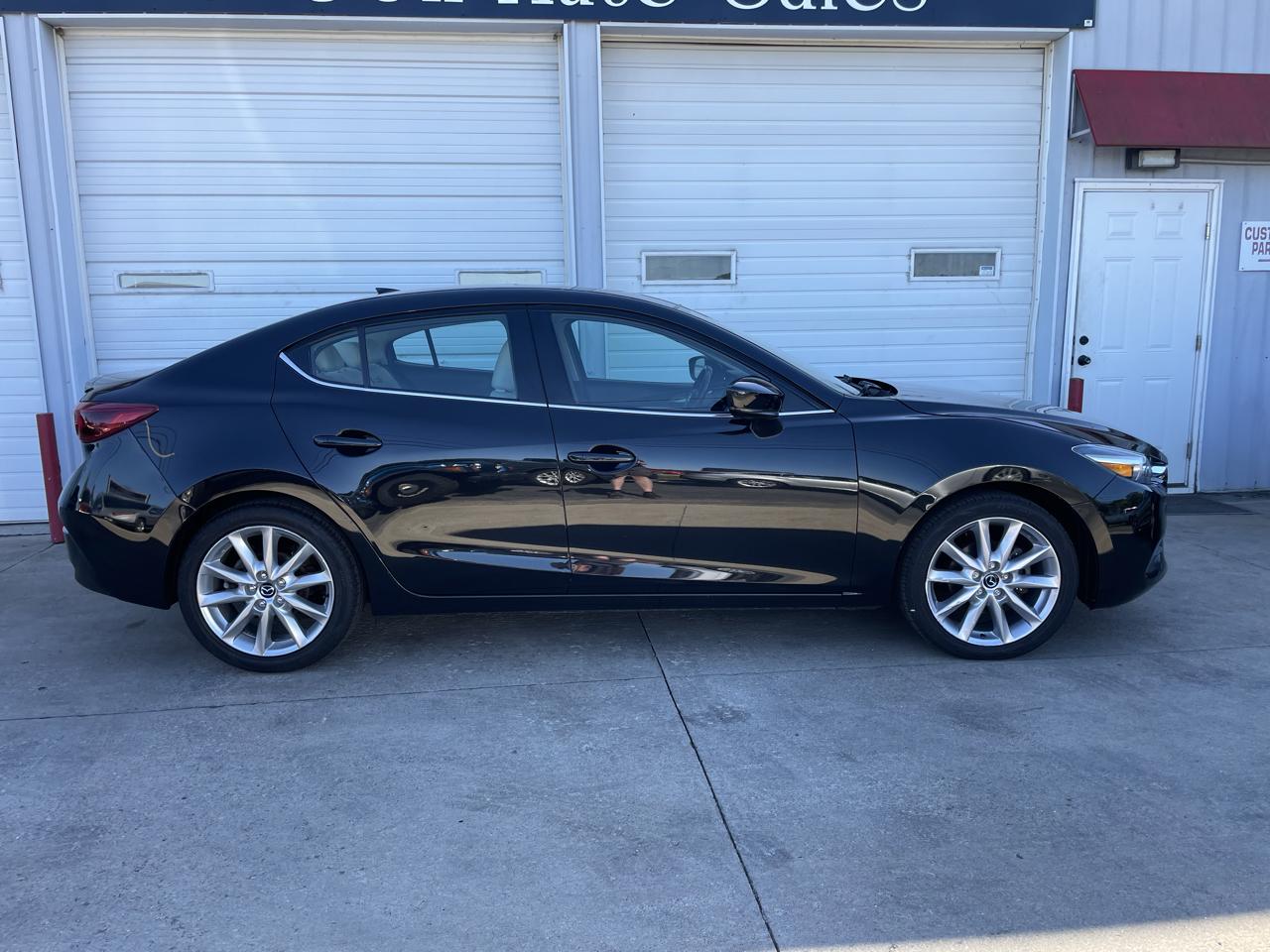 Mazda MAZDA3 s Grand Touring AT 5-Door 2017