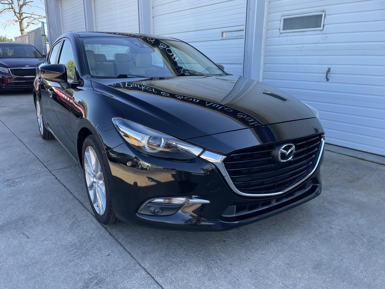 Mazda MAZDA3 s Grand Touring AT 5-Door 2017
