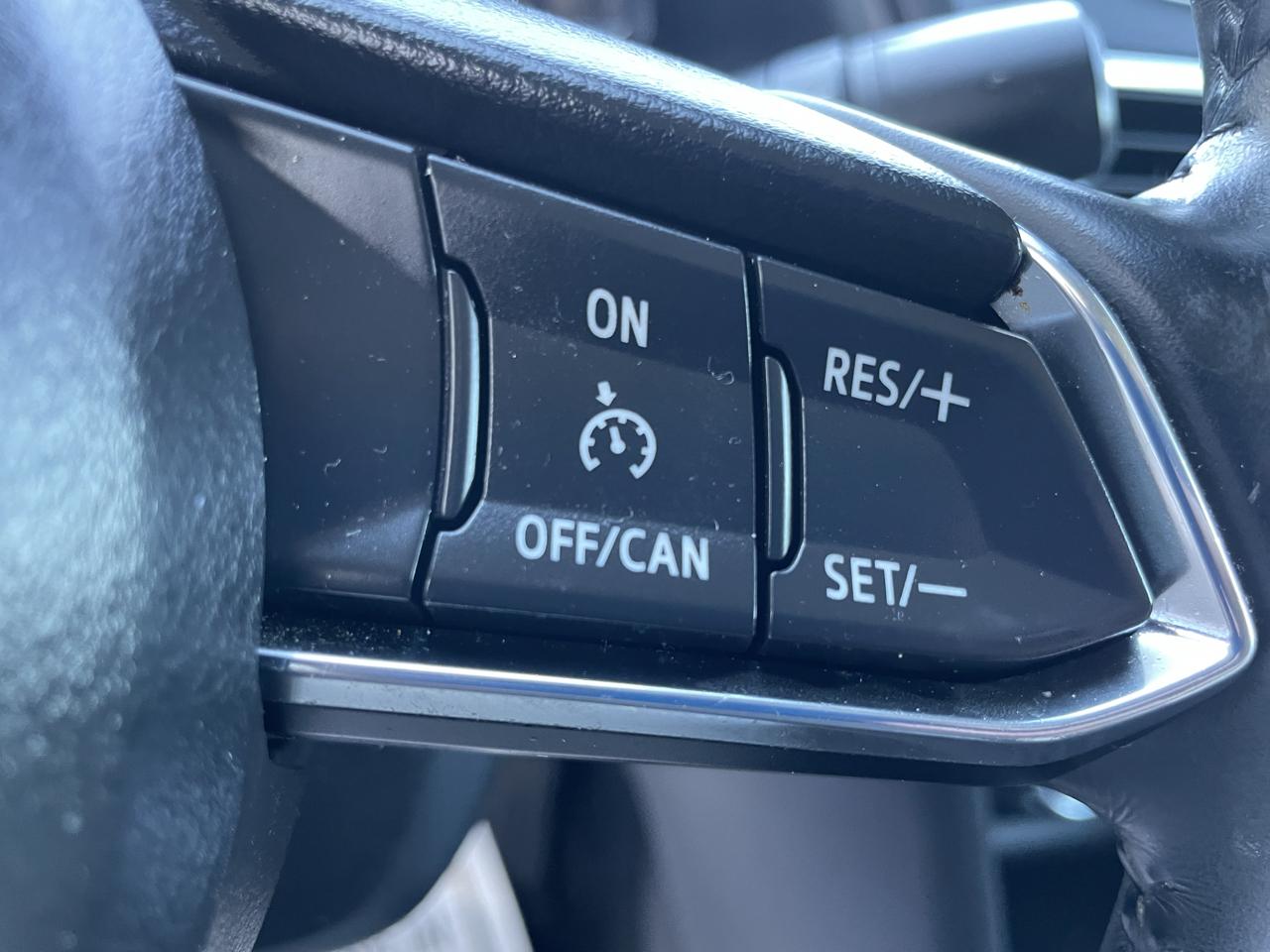 Mazda MAZDA3 s Grand Touring AT 5-Door 2017
