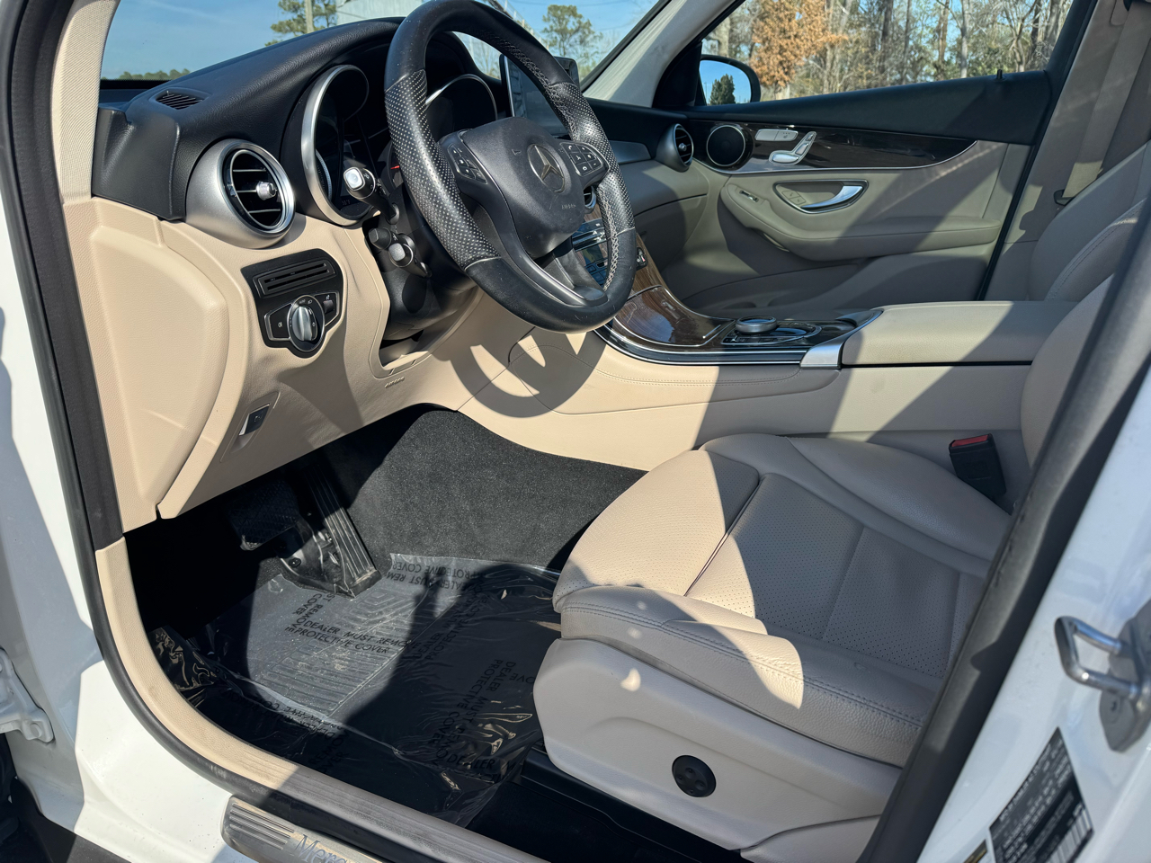 Mercedes-Benz GLC-Class GLC300 2019