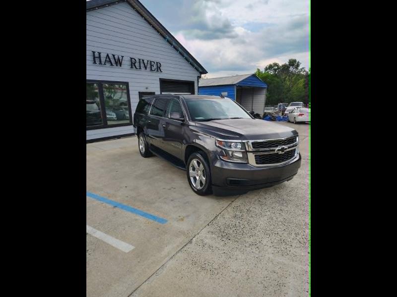 2017 Chevrolet Suburban 4WD 1500 LT's photo