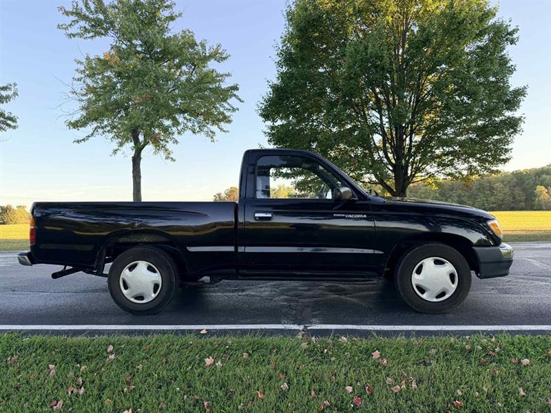1999 Toyota Tacoma Base