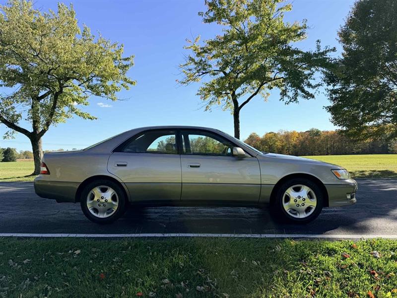 2000 Lexus ES 300 300