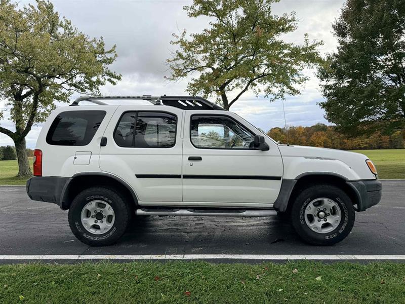 2000 Nissan Xterra XE