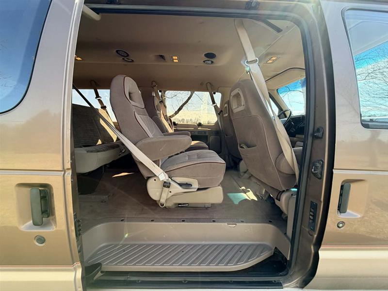 Ford Club Wagon  1994