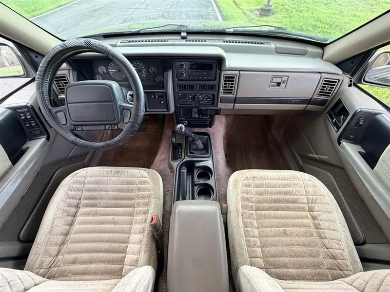 1994 Jeep Grand Cherokee LAREDO - Photo 9