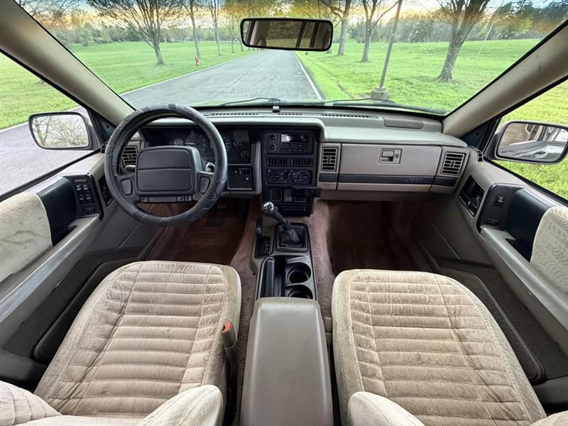1994 Jeep Grand Cherokee LAREDO - Photo 10
