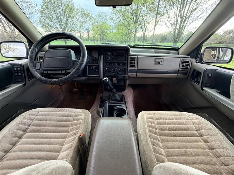 1994 Jeep Grand Cherokee LAREDO - Photo 11