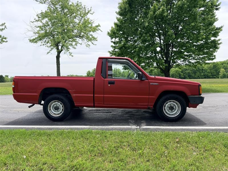 1990 Mitsubishi Mighty Max / S - Photo 8