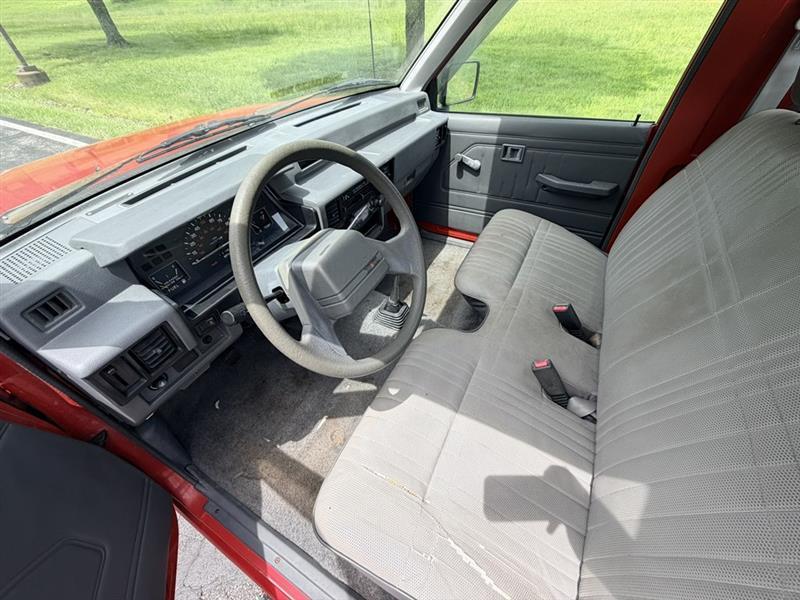 1990 Mitsubishi Mighty Max / S - Photo 11