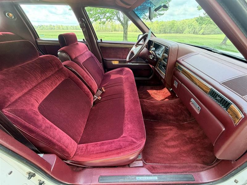 Dodge Dynasty  1988