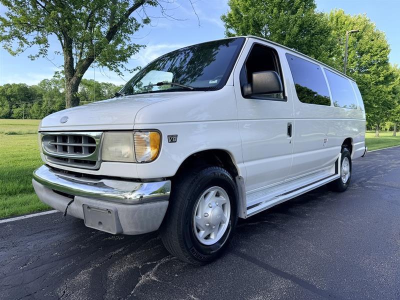 Ford Econoline  2000