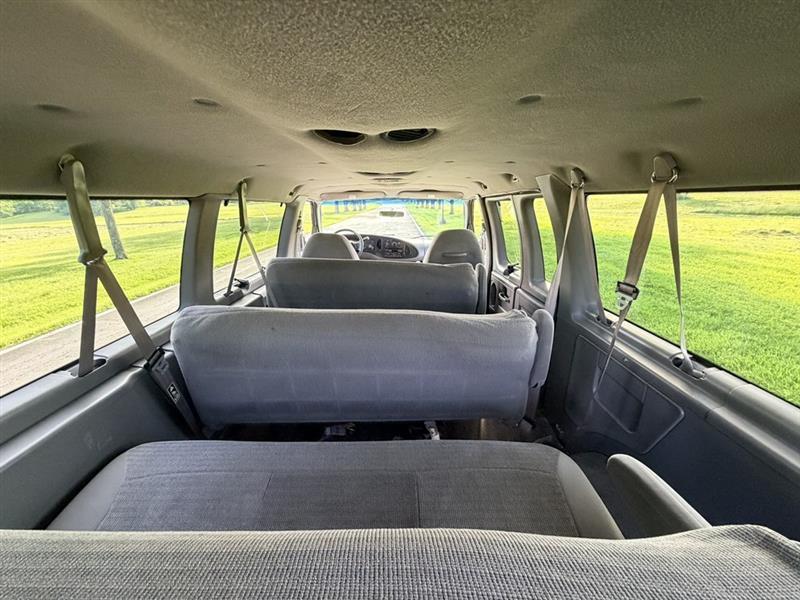 Ford Econoline  2000