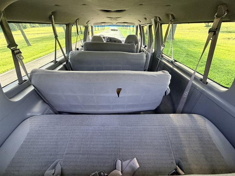 Ford Econoline  2000