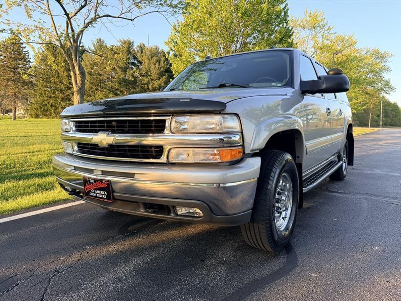 Chevrolet Suburban  2004