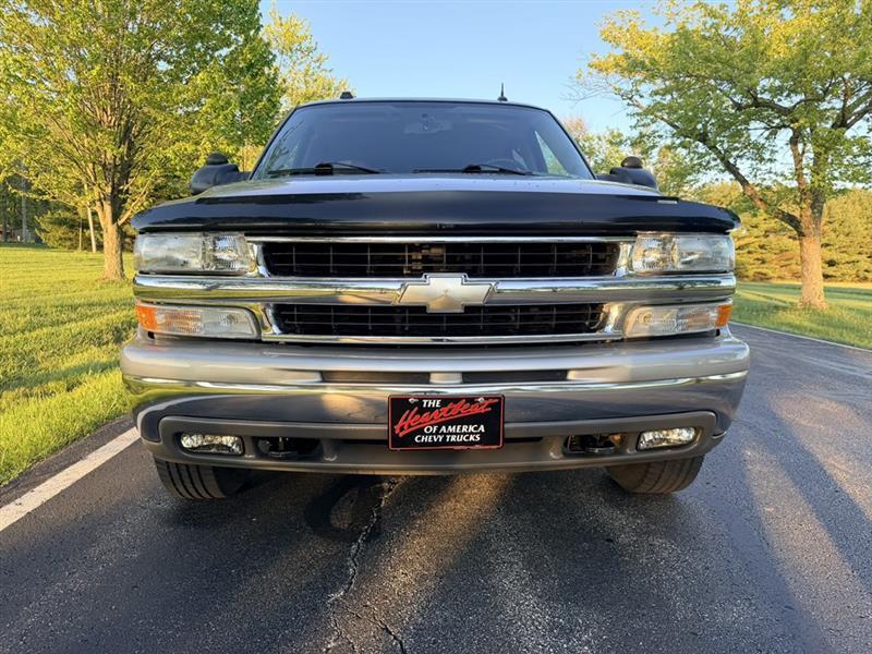 Chevrolet Suburban  2004