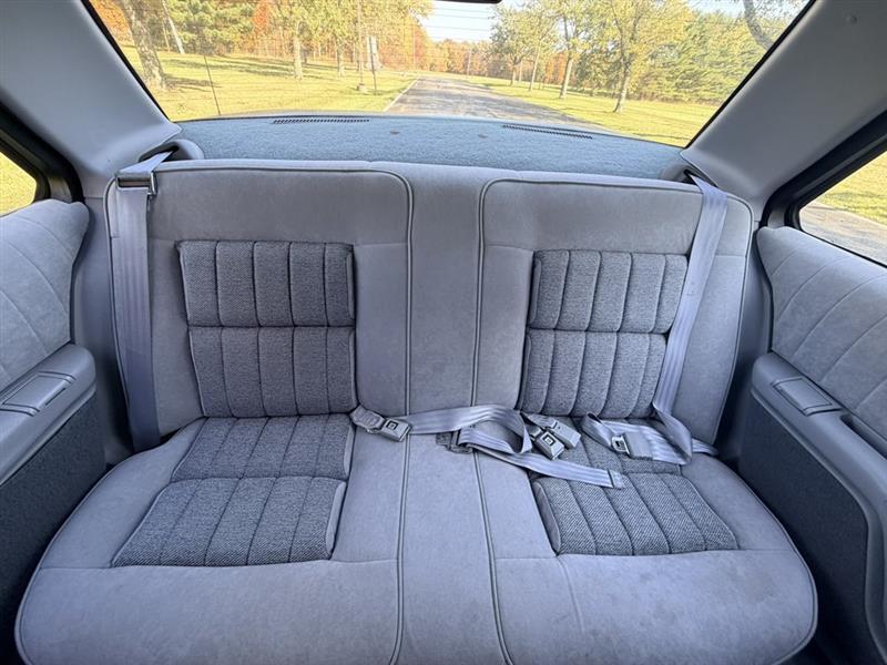 Chevrolet Lumina  1990