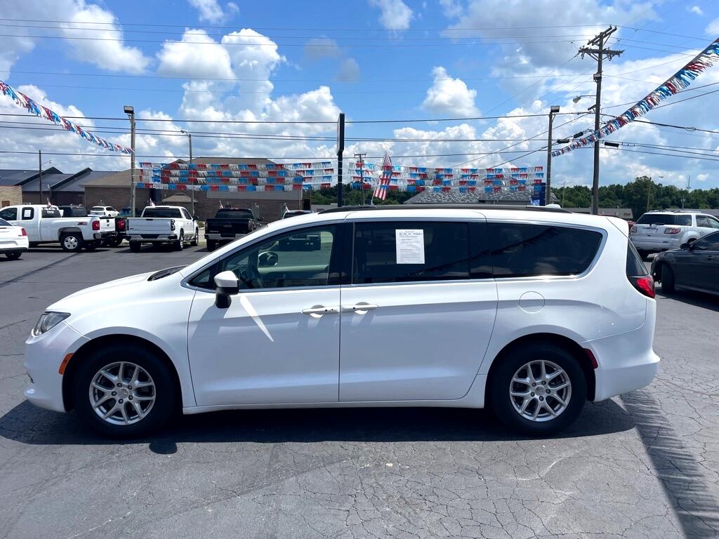 2020 Chrysler Voyager LXI