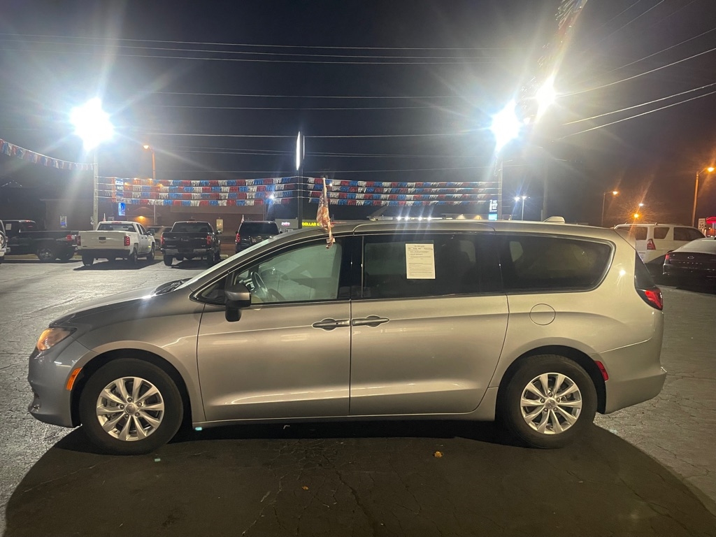 2018 Chrysler Pacifica LX