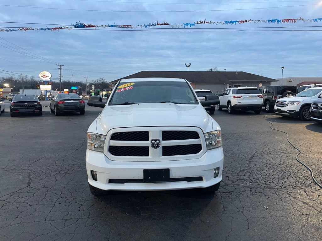 RAM 1500 Tradesman Crew Cab SWB 4WD 2014