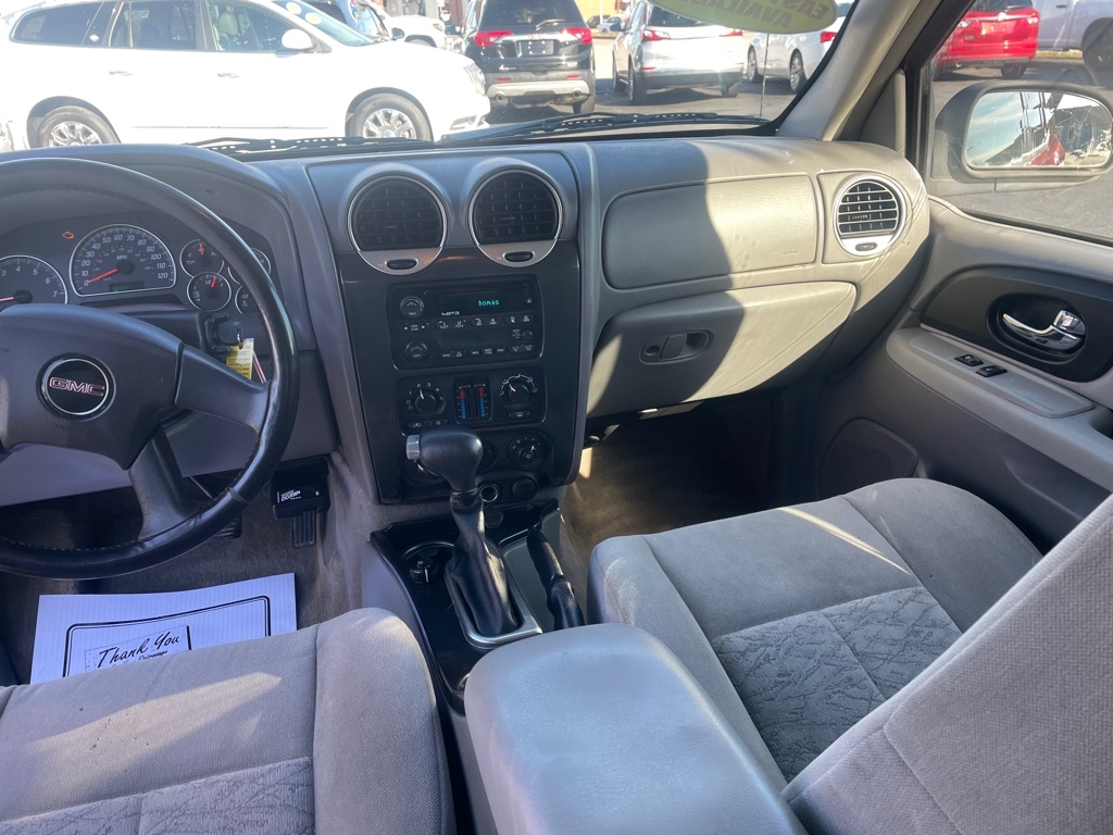 GMC Envoy XL SLE 4WD 2005