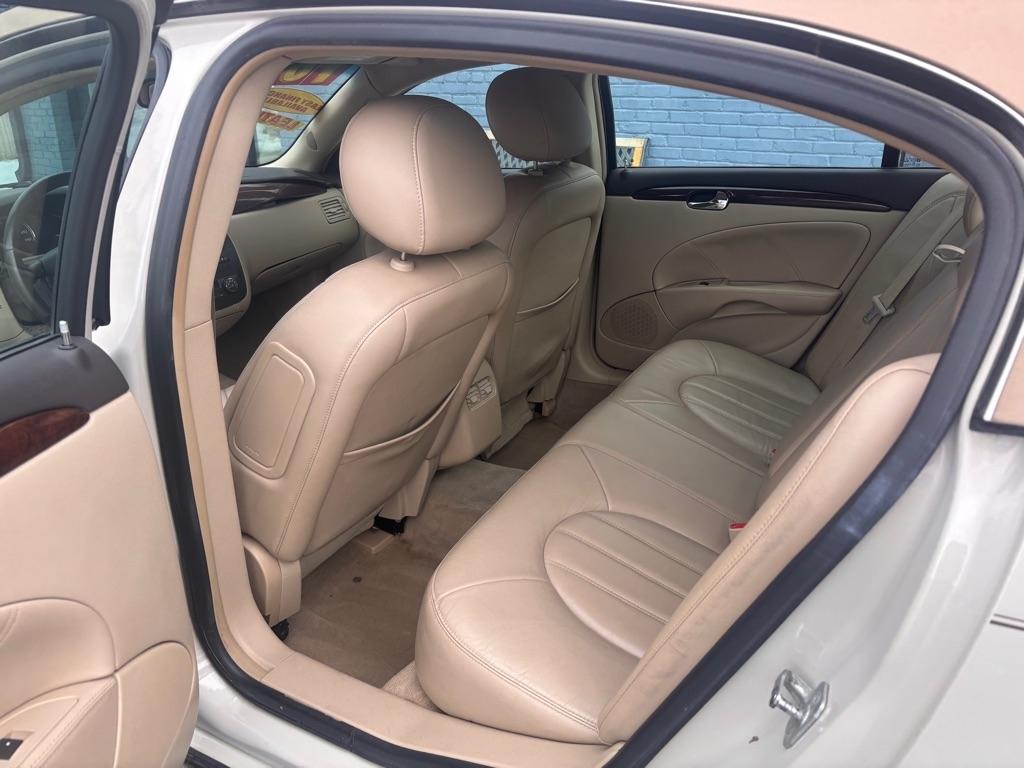 Buick Lucerne CXL 2010