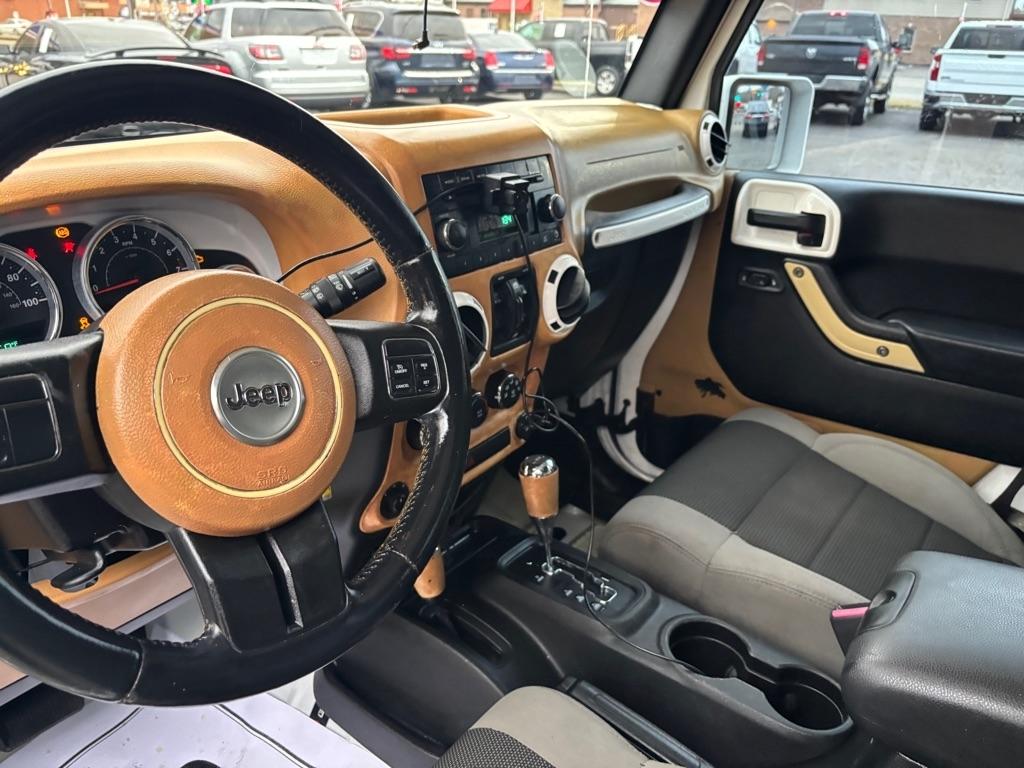 Jeep Wrangler Unlimited Sport 4WD 2015