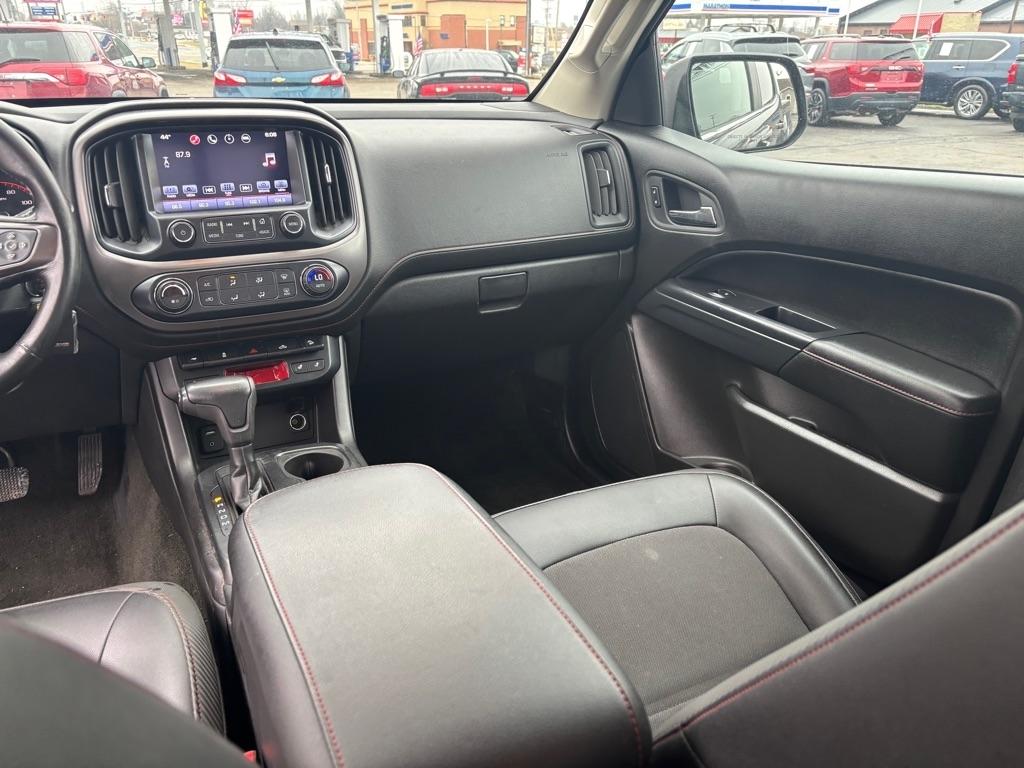 GMC Canyon SLE Crew Cab 4WD 2016