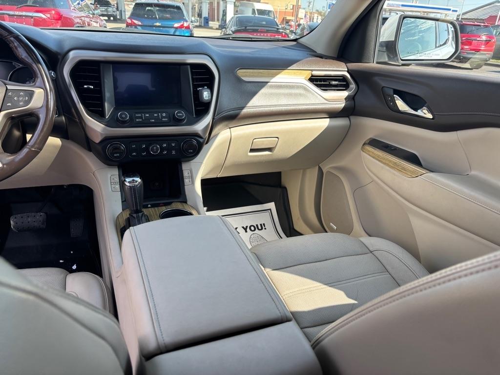 GMC Acadia Denali AWD 2019