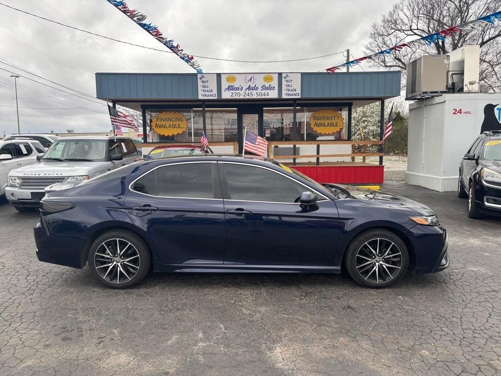 2021 Toyota Camry SE