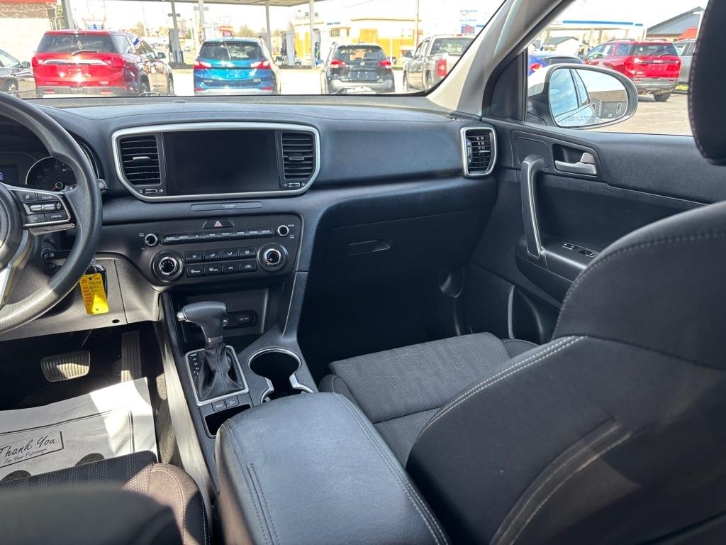 Kia Sportage LX FWD 2021