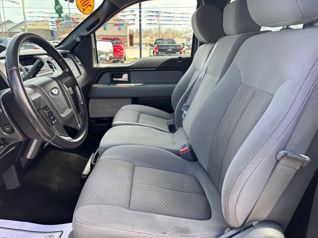 Ford F-150 XL SuperCrew 5.5-ft. Bed 4WD 2012