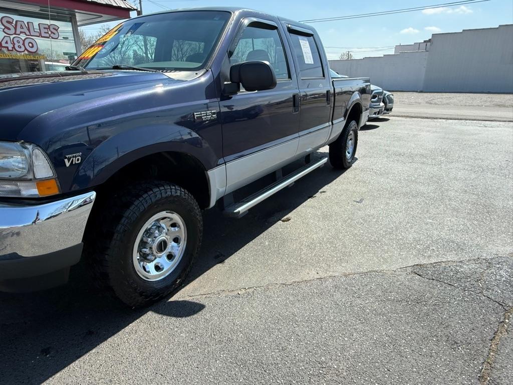 Ford F-250 SD XL Crew Cab 4WD 2004