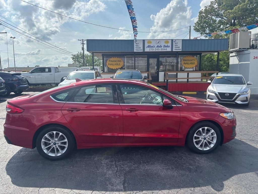 2020 Ford Fusion SE