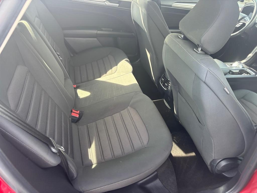 Ford Fusion SE 2020
