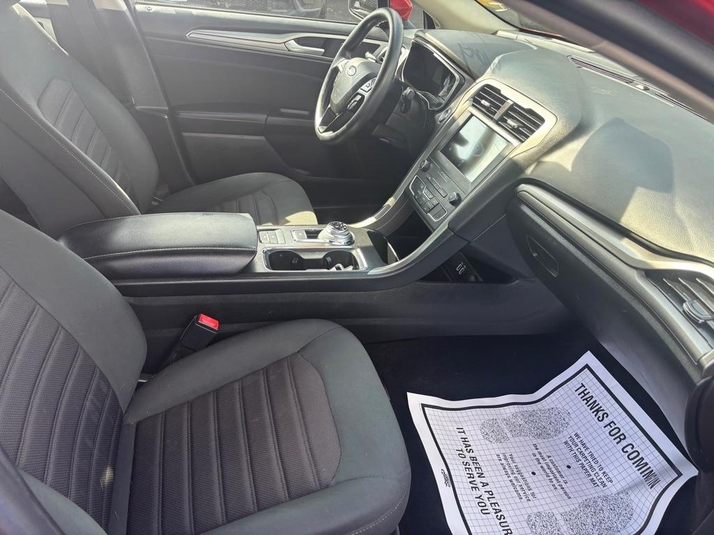 Ford Fusion SE 2020
