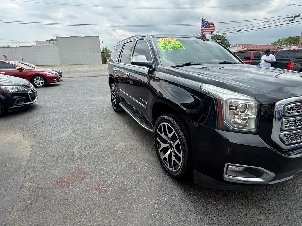GMC Yukon SLT 4WD 2017
