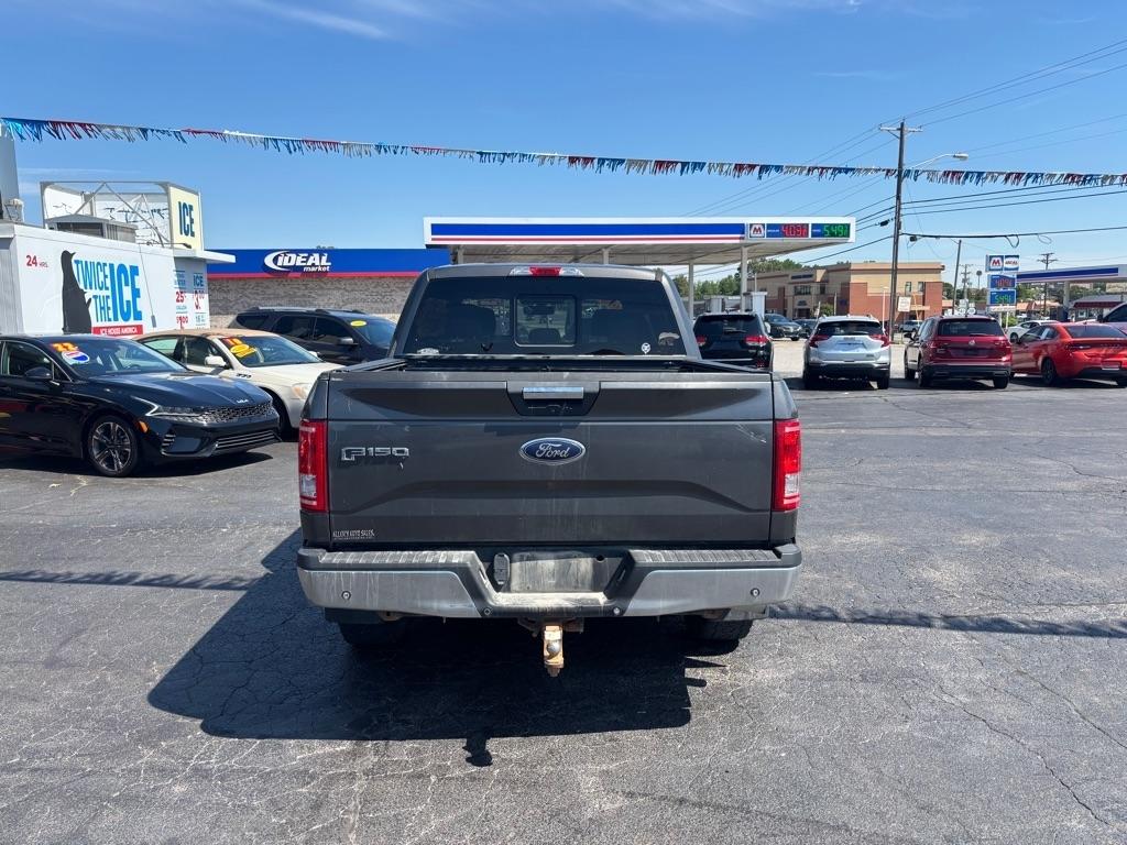 Ford F-150 XL SuperCrew 5.5-ft. Bed 4WD 2015