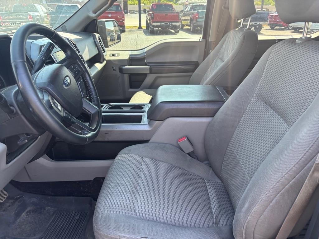 Ford F-150 XL SuperCrew 5.5-ft. Bed 4WD 2015