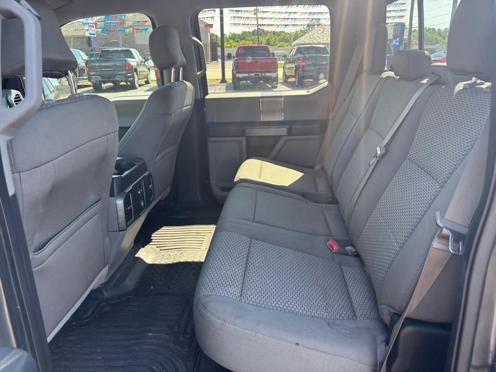 Ford F-150 XL SuperCrew 5.5-ft. Bed 4WD 2015