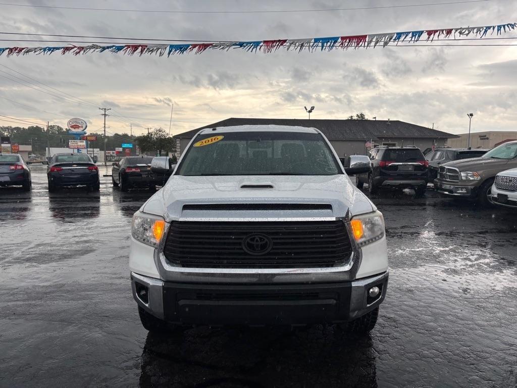Toyota Tundra Limited 5.7L FFV Double Cab 4WD 2016