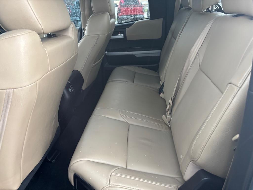Toyota Tundra Limited 5.7L FFV Double Cab 4WD 2016