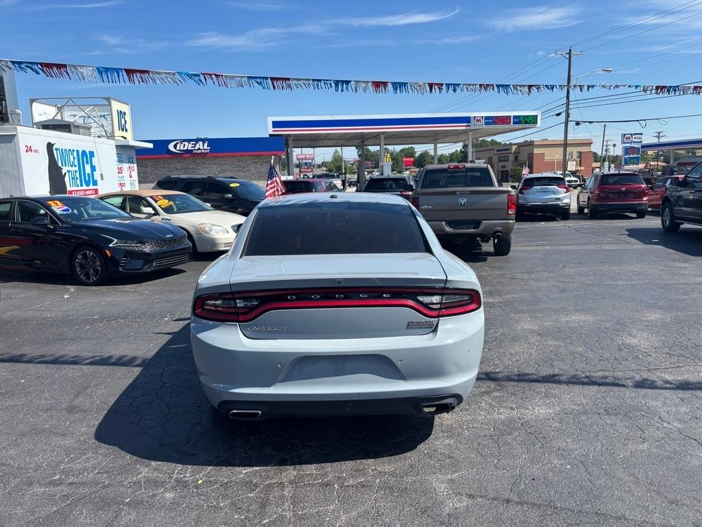 Dodge Charger SXT 2021