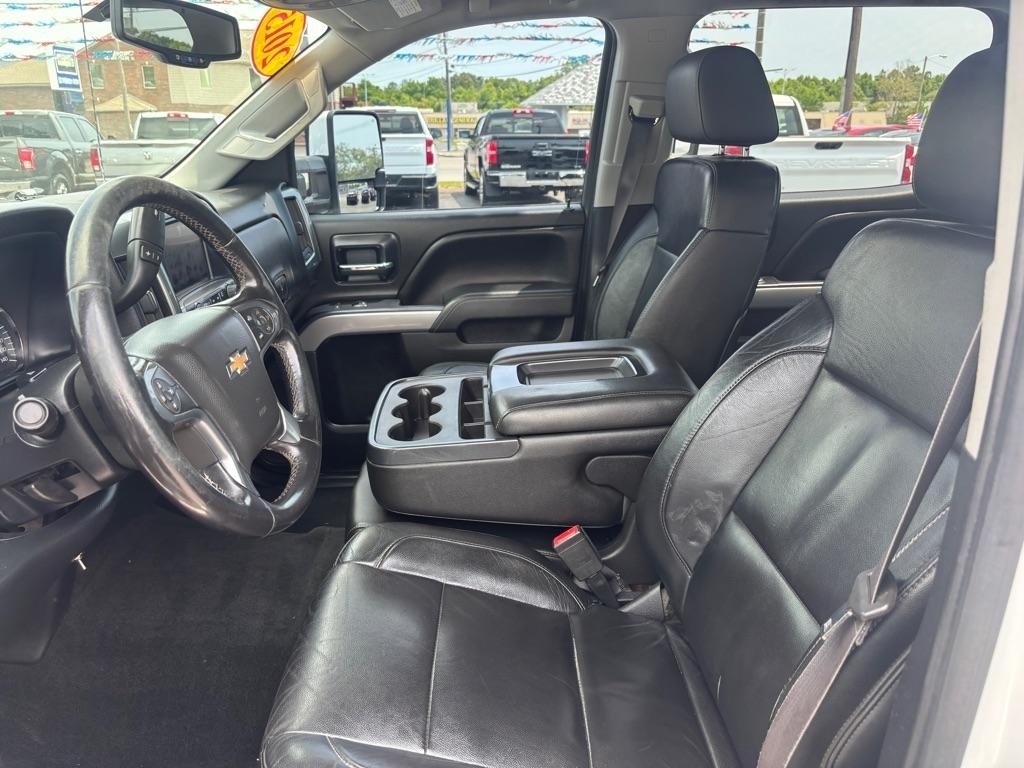 Chevrolet Silverado 3500HD LT Crew Cab 4WD 2015