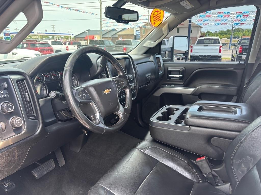 Chevrolet Silverado 3500HD LT Crew Cab 4WD 2015