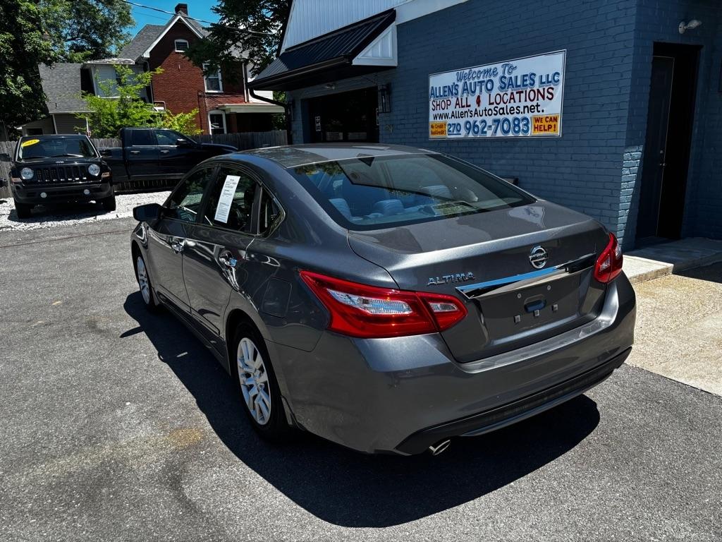 Nissan Altima 2.5 SR 2016