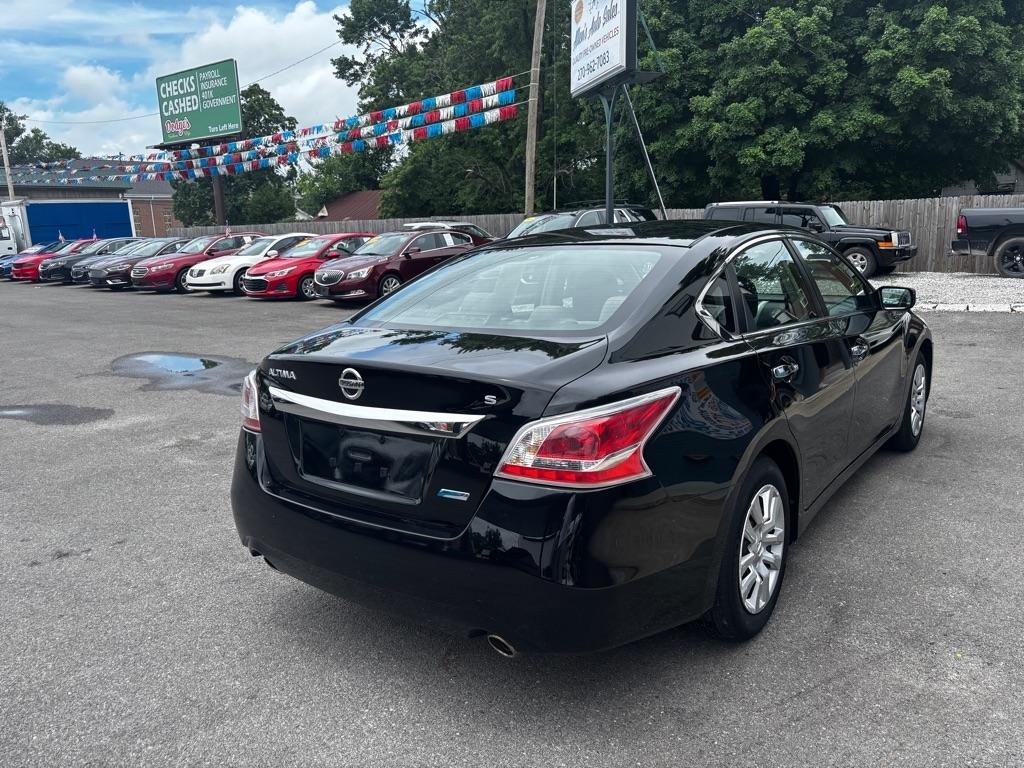 Nissan Altima 2.5 SV 2013